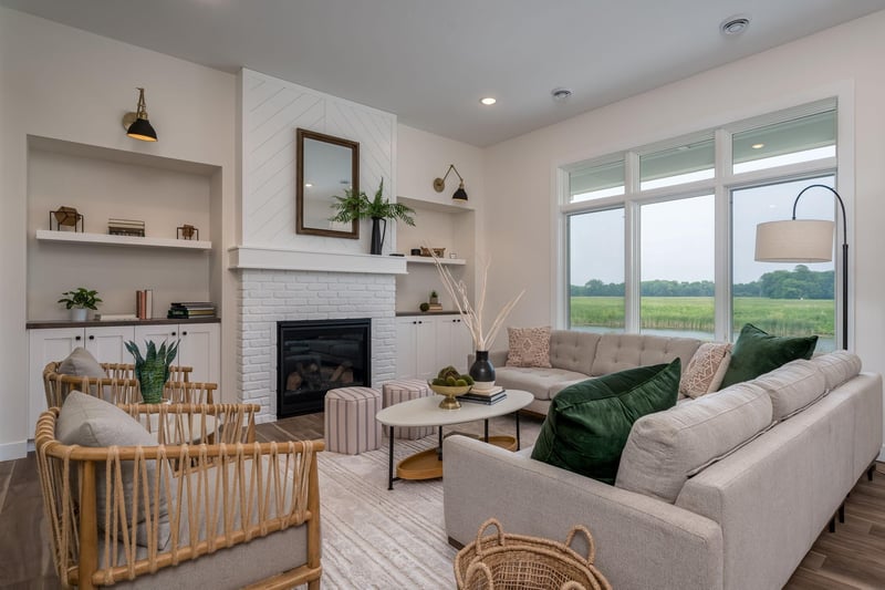 2132 Deerwood Dr, North Mankato, MN 56003