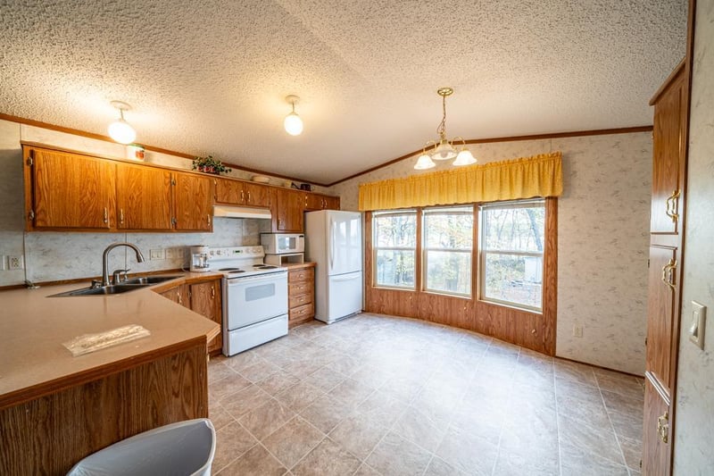 29501 Maplewood Rd #AUTUMN, Callaway, MN 56521