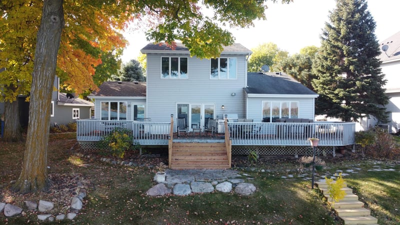 1942 Shorewood Ln, Mound, MN 55364