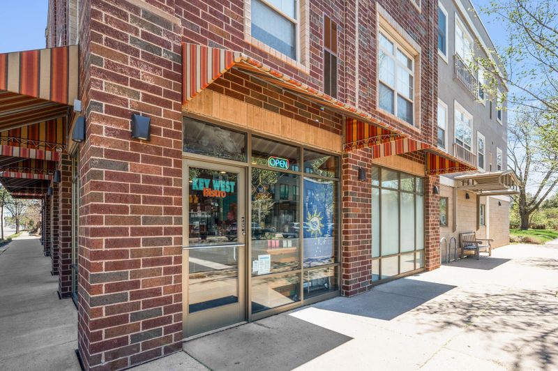 2803 E 38th St #205, Minneapolis, MN 55406