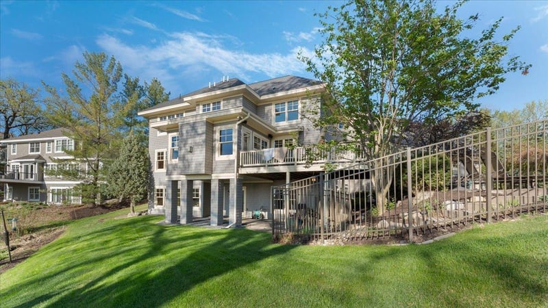 6470 Tanagers Point, Excelsior, MN 55331