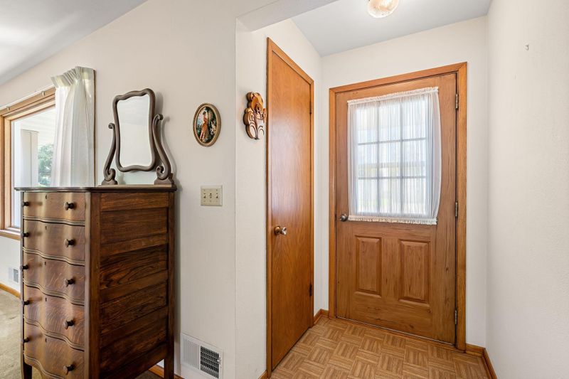 418 E Park St, Owatonna, MN 55060