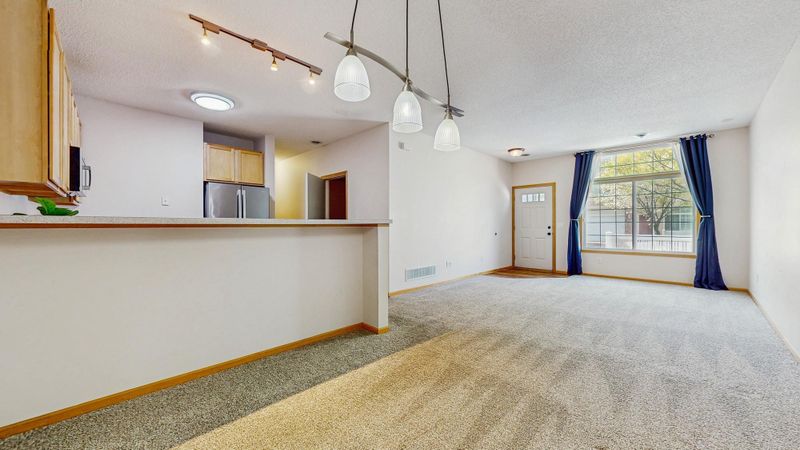 9640 Peony Ln N, Maple Grove, MN 55311
