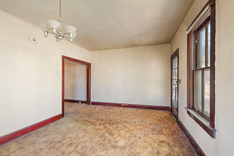 200 Winona St W, West Saint Paul, MN 55118