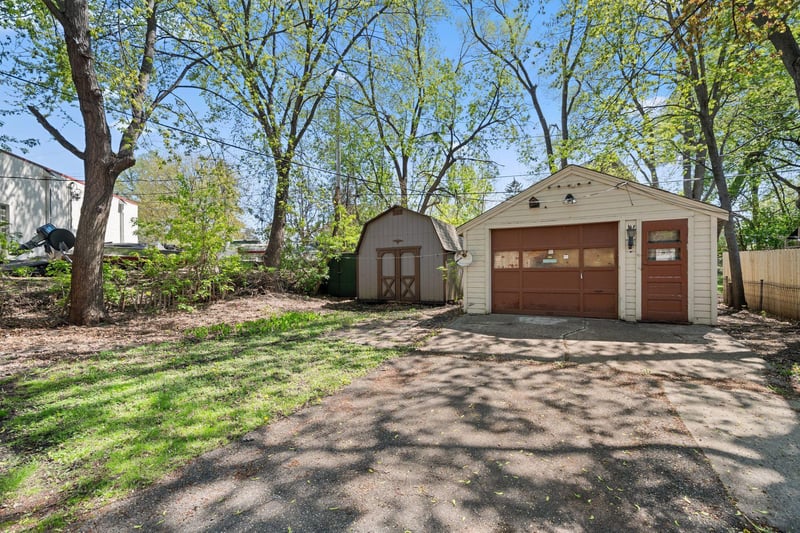 200 Winona St W, West Saint Paul, MN 55118