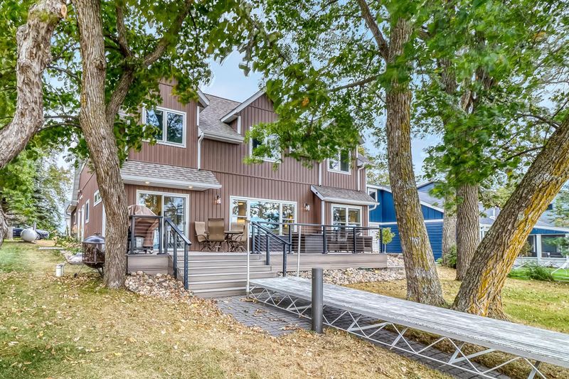 26533 Paradise Point Rd, Detroit Lakes, MN 56501