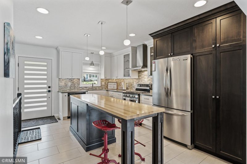 7626 North St, Saint Louis Park, MN 55426