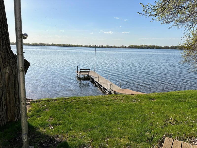 43084 335th Ave, Dent, MN 56528