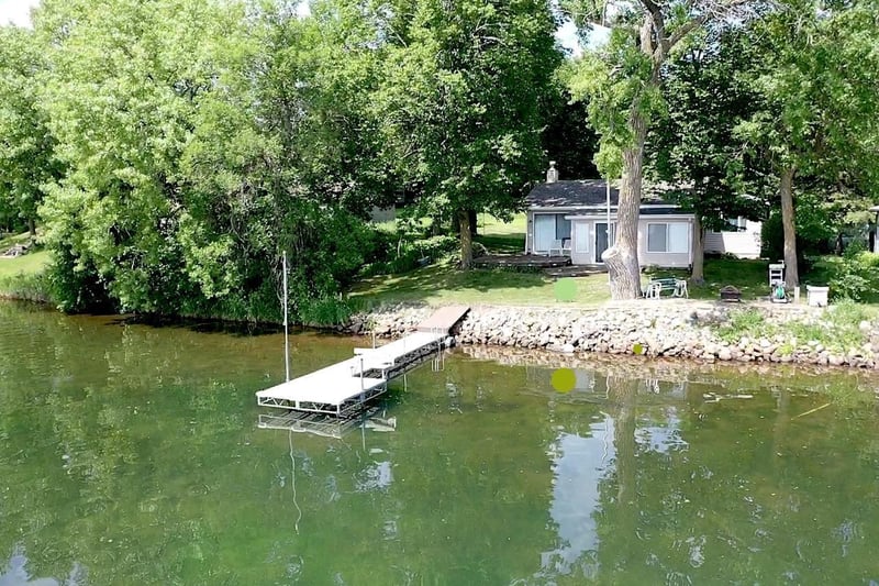 43084 335th Ave, Dent, MN 56528