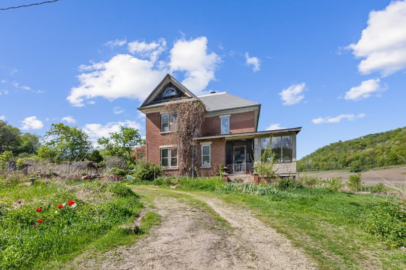 W1920 Rabbit Trl, Alma, WI 54610