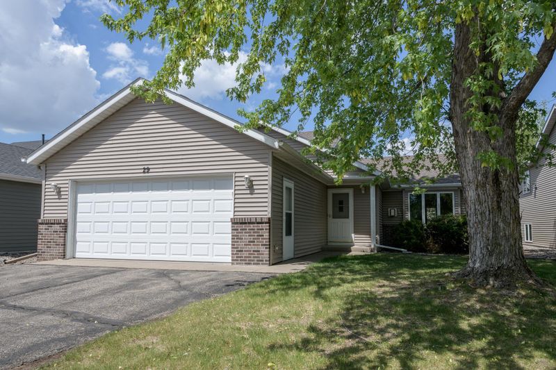 29 Pine Tree Ct, Sartell, MN 56377