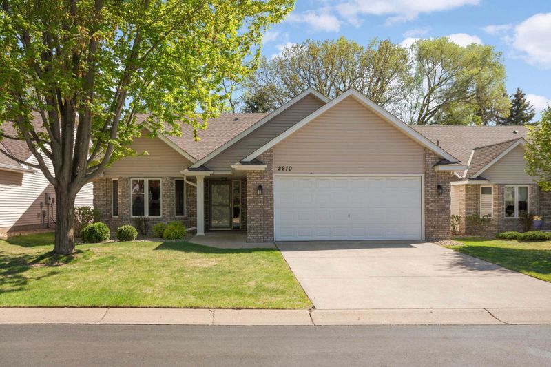 2210 125th Ln NW, Coon Rapids, MN 55448