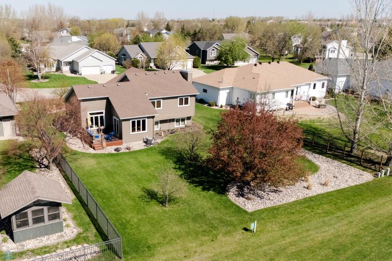 447 Clearview Ct, Moorhead, MN 56560
