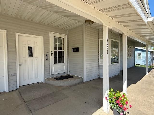 421 Main St E, Eitzen, MN 55931