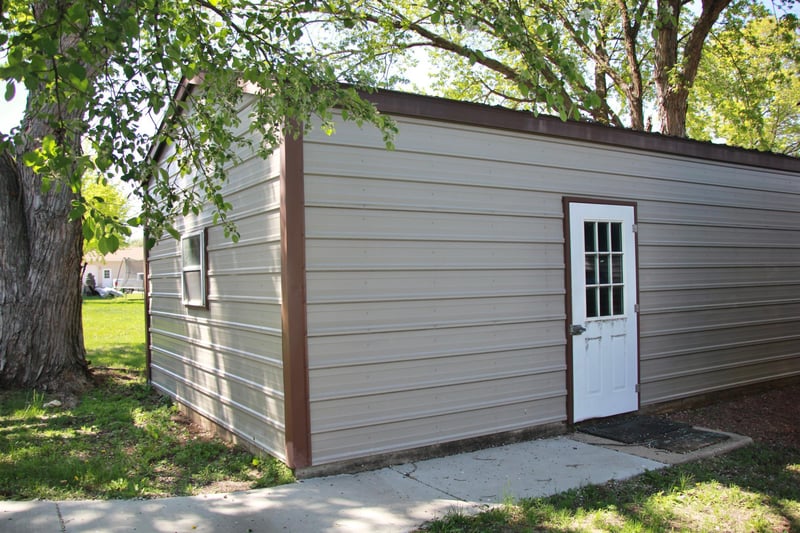 221 E Winona St, Sanborn, MN 56083