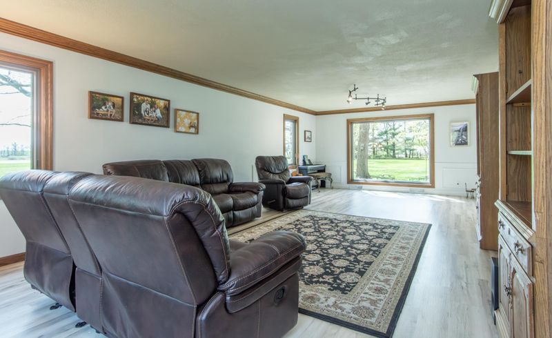 19157 Twin Lakes Rd, Little Falls, MN 56345