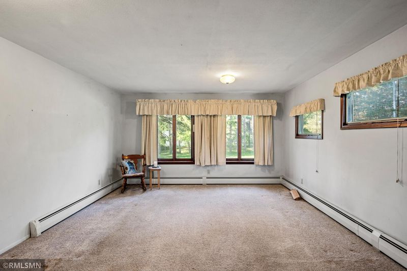 5301 E County Line Rd N, White Bear Lake, MN 55110
