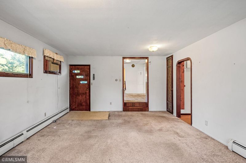 5301 E County Line Rd N, White Bear Lake, MN 55110