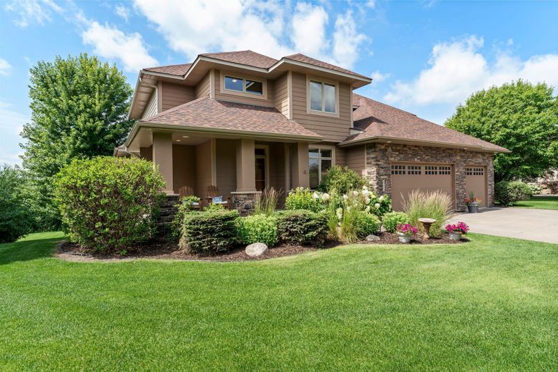 6263 W Shadow Lake Dr, Lino Lakes, MN 55014