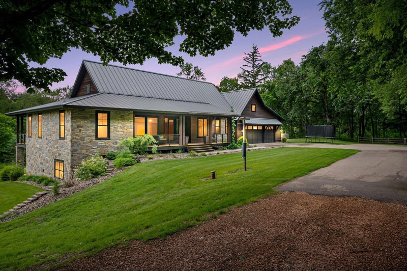 1701 Retreat Cir, Minnetrista, MN 55364