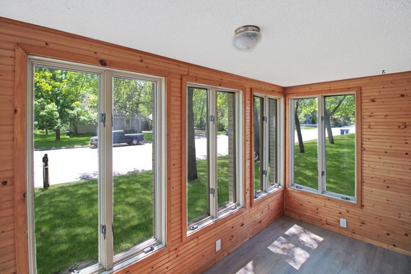 333 5th St S, Sauk Rapids, MN 56379