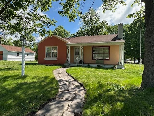532 4th St NW, Ortonville, MN 56278