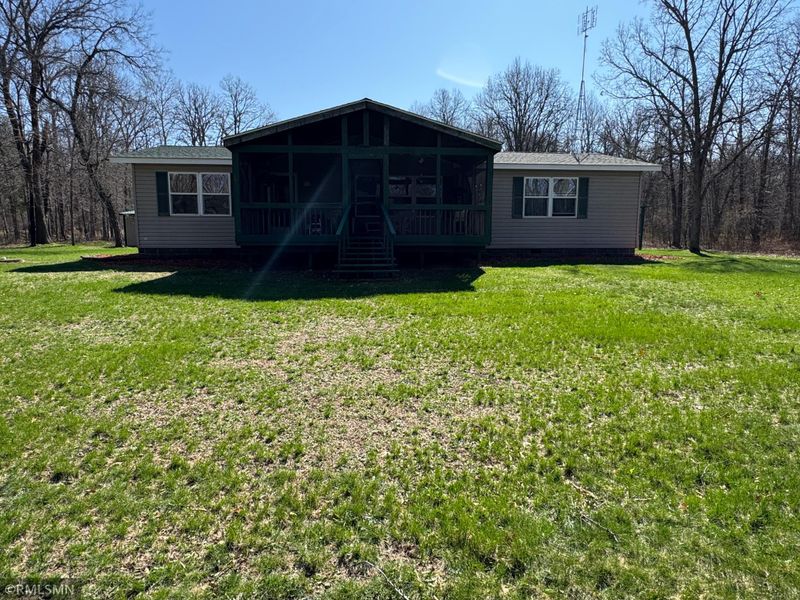 2681 W Wildlife Dr, Brook Park, MN 55007