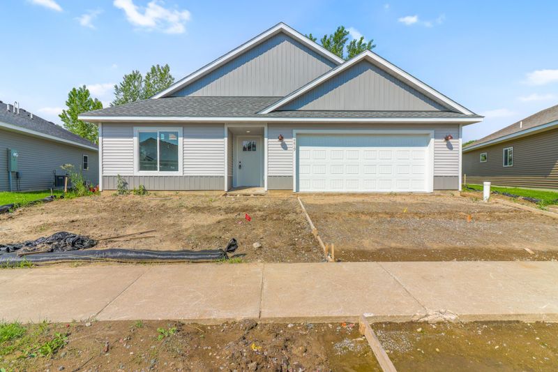 4819 Education Dr N, Hugo, MN 55038