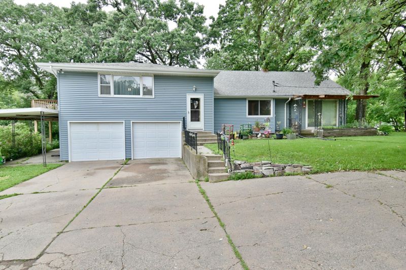 1300 10th St NE, Sauk Rapids, MN 56379
