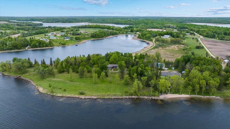 30383 County Highway 26, Rochert, MN 56578