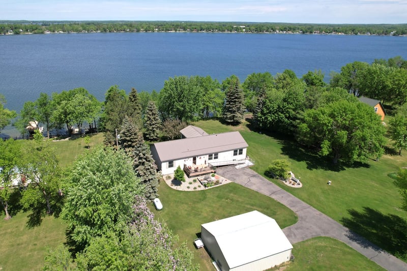 33397 Pickerel View Dr, Richville, MN 56576