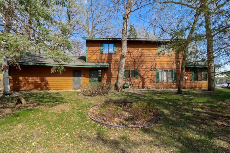 30197 Briorwood Rd, Paynesville, MN 56362