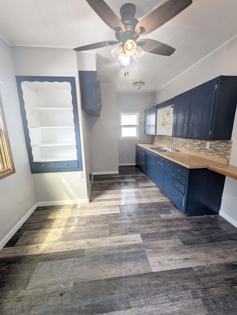 705 E 3rd St, Fairmont, MN 56031