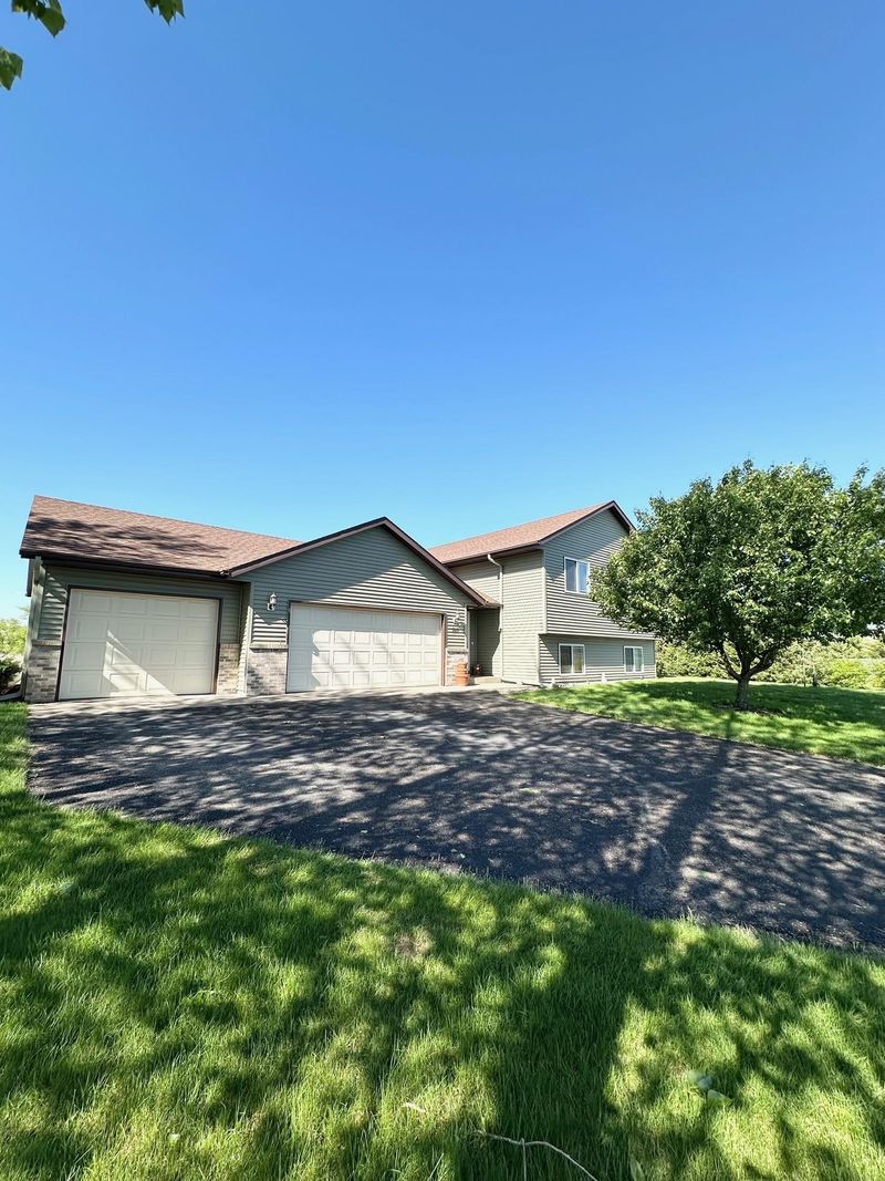 717 8th Ave SW, Rice, MN 56367