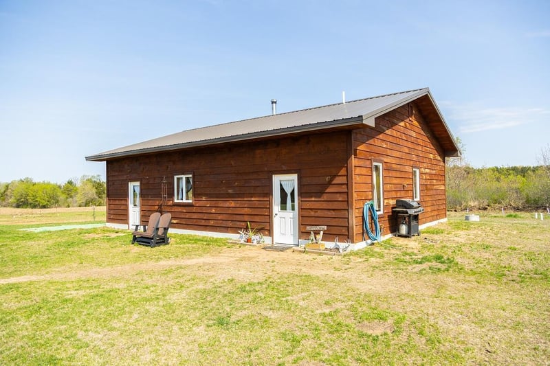 N407 690th St, Durand, WI 54736