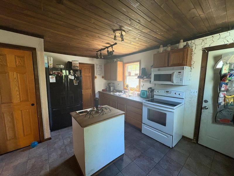 1316 Pine St, Brainerd, MN 56401