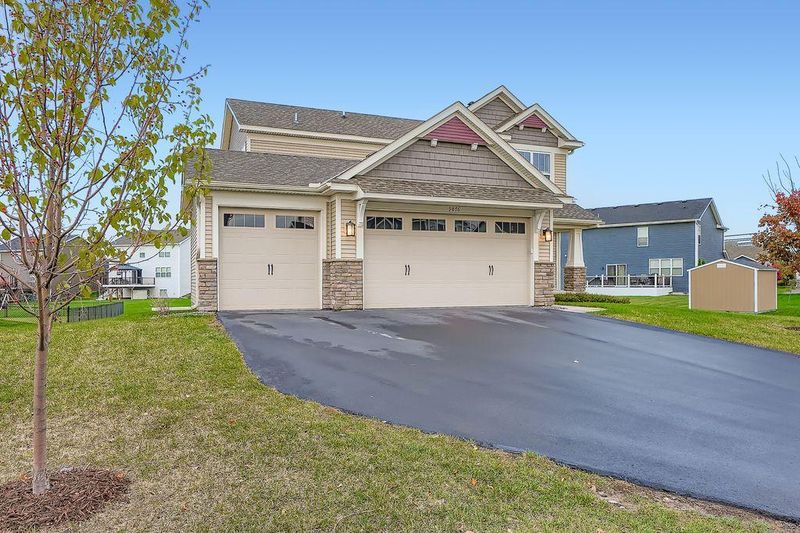 9876 52nd St NE, Saint Michael, MN 55376