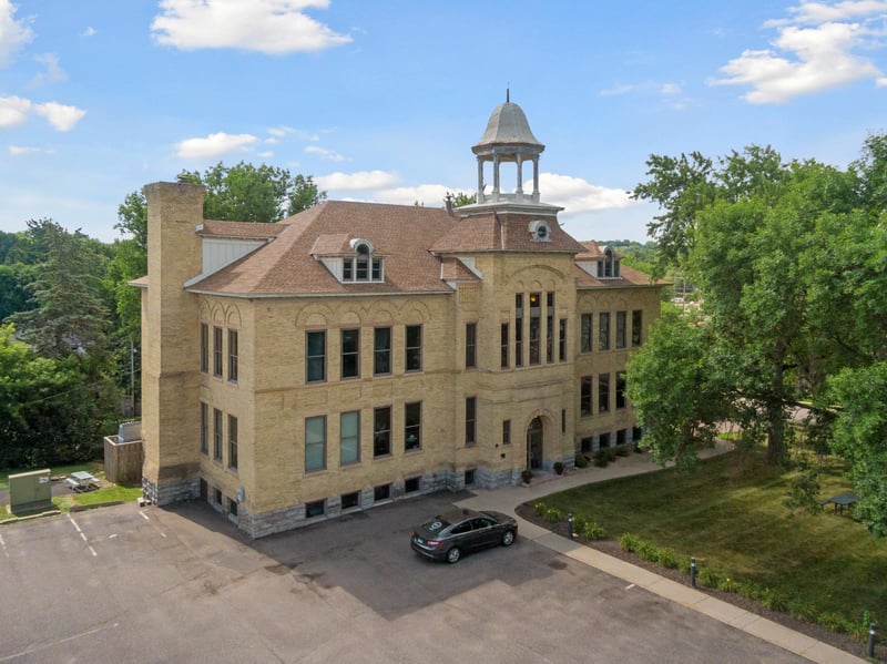 261 School Ave, Excelsior, MN 55331