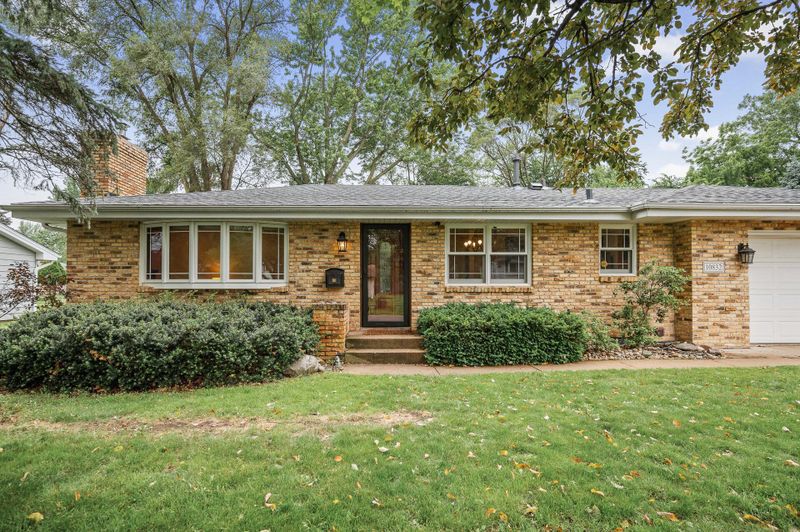 10832 Upton Ave S, Bloomington, MN 55431