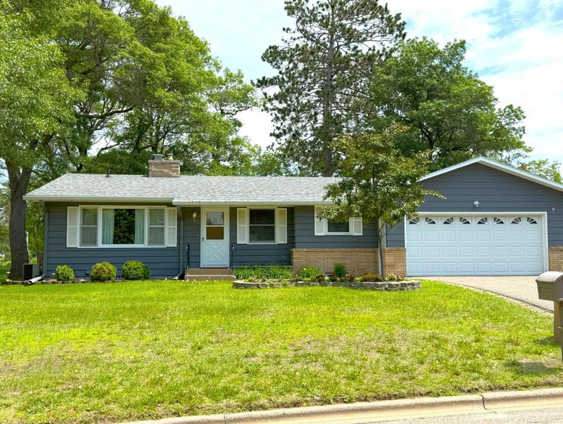 1611 Graydon Ave, Brainerd, MN 56401