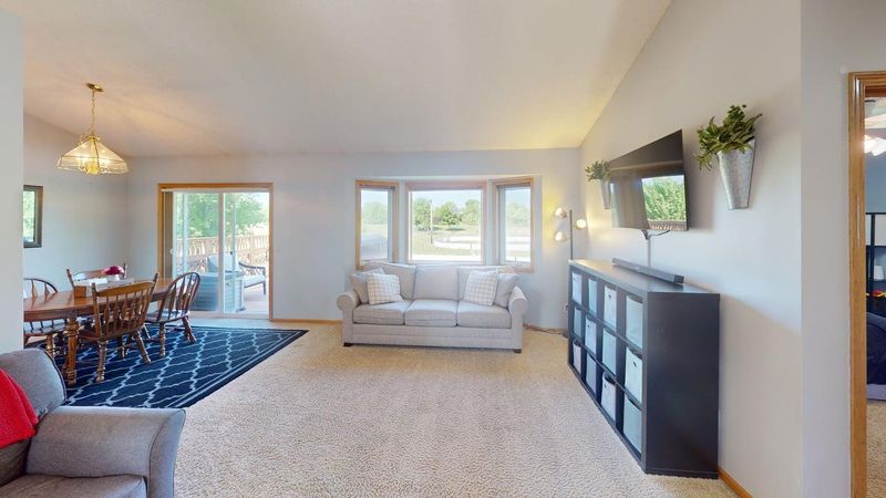 607 Fairmont Ave N, Montrose, MN 55363