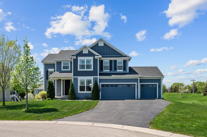 4118 San Vitero Ct, Victoria, MN 55318