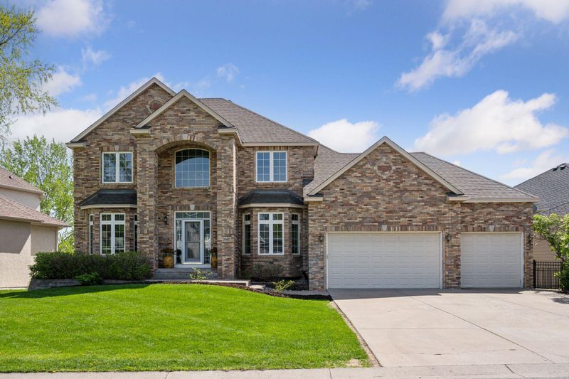 2082 Arnold Palmer Dr, Blaine, MN 55449