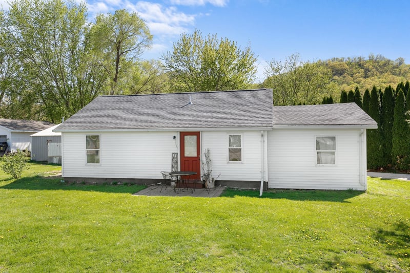 13 Wenonah Rd, Minnesota City, MN 55959
