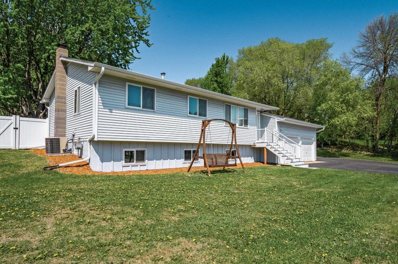 423 Main St N, Saint Michael, MN 55376