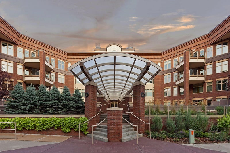 501 Main St N #404, Stillwater, MN 55082