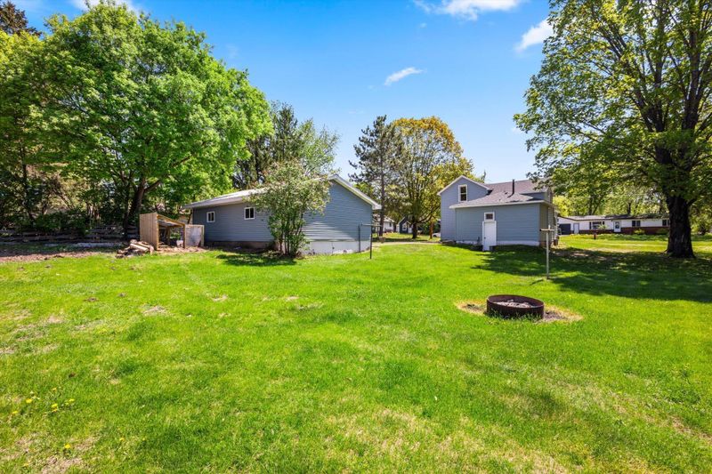119 E 1st St, Dresser, WI 54009
