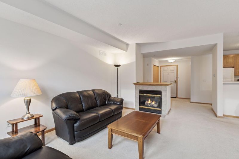 560 N 2nd St #307, Minneapolis, MN 55401
