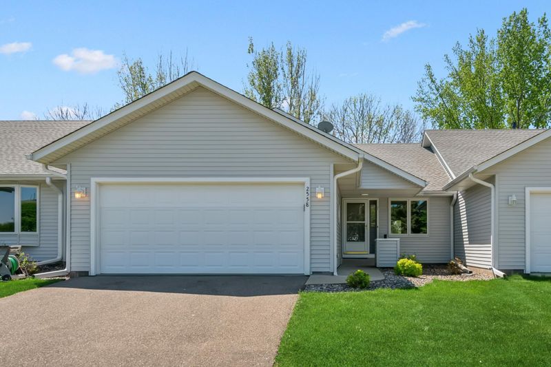 2558 75th St E, Inver Grove Heights, MN 55076