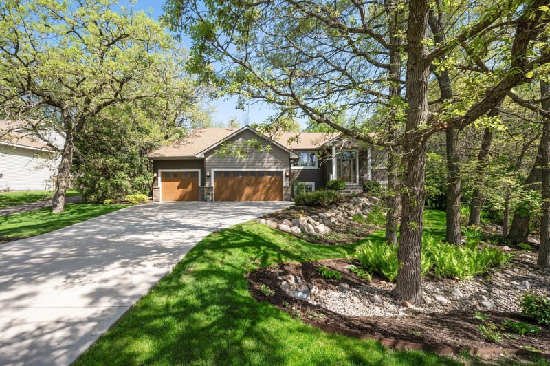 2305 Arlington Ave E, Maplewood, MN 55119